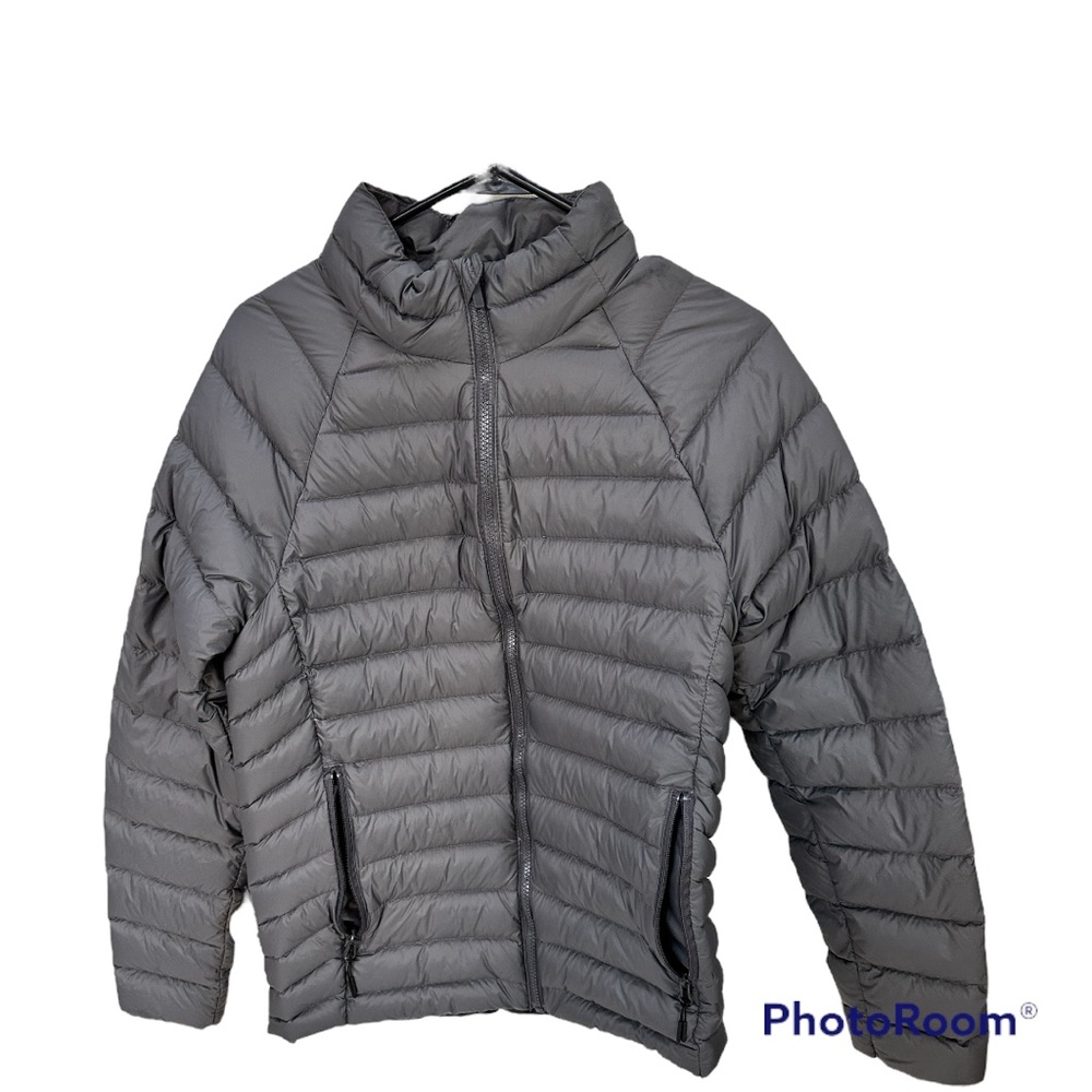 Men’s Small puff jacket